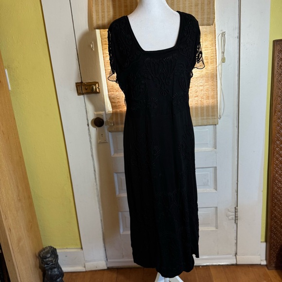 Soft Surroundings Black Dress Raised Embroidery Flutter Lace Sleeves Size Large - Picture 2 of 11